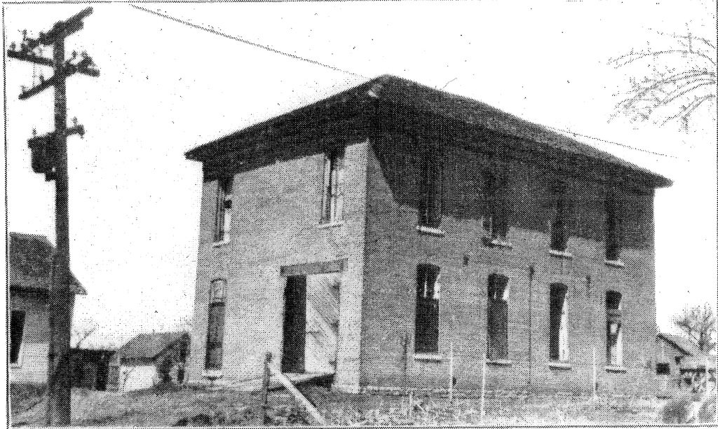 Summitville Old School Building