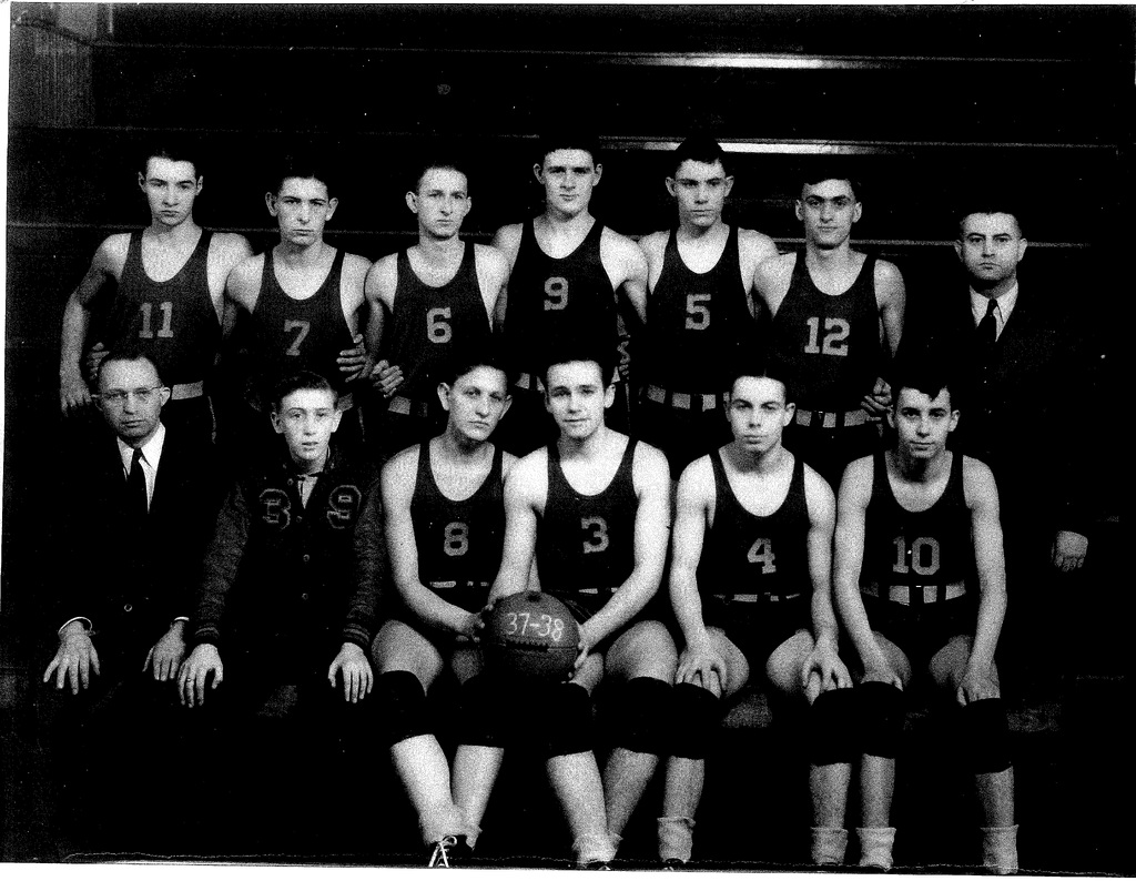 Summitville High School Basketball Team- Goblins, 1937-1938